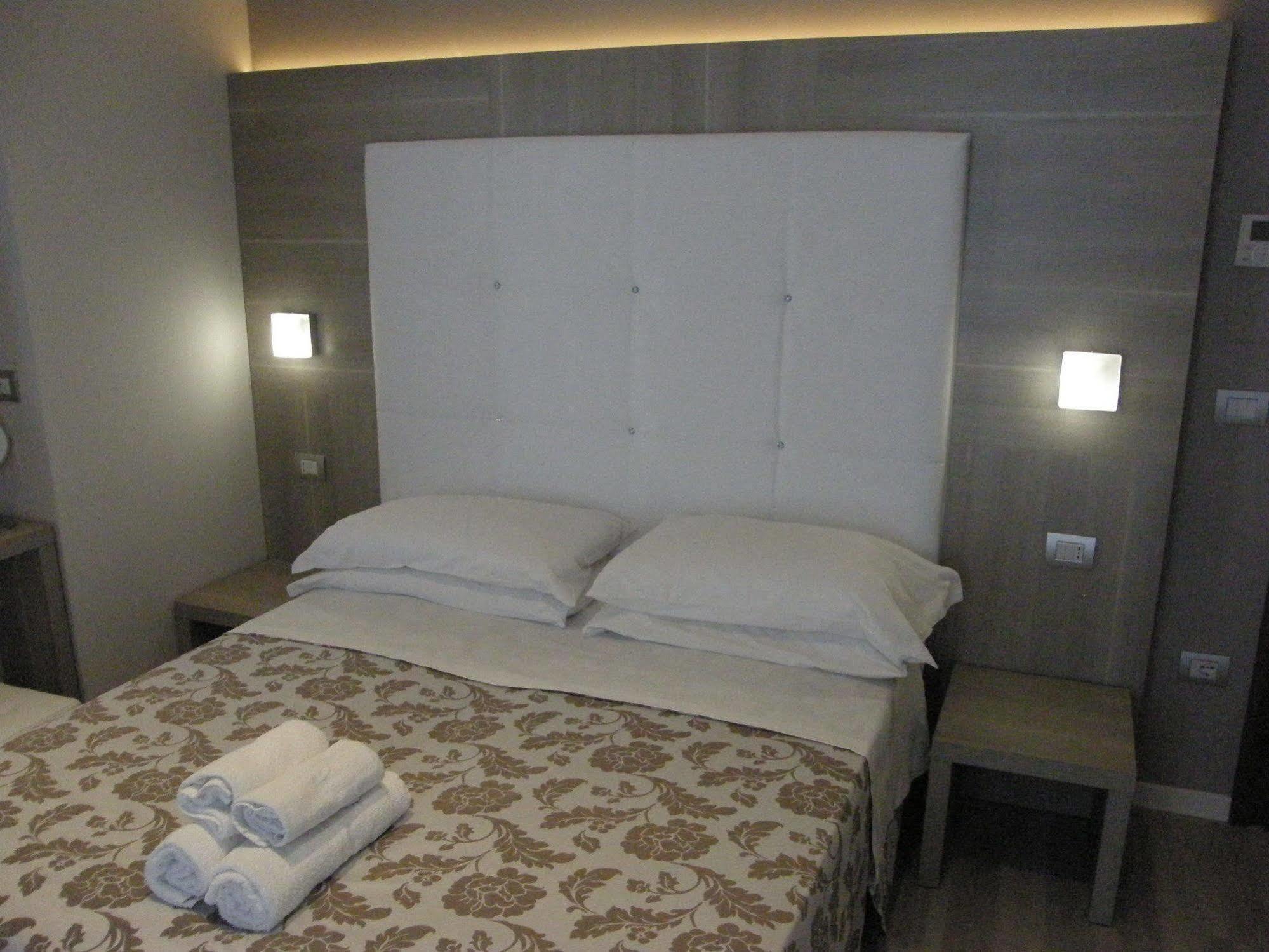Hotel Stefan Room & Breakfast Gatteo a Mare Exterior photo
